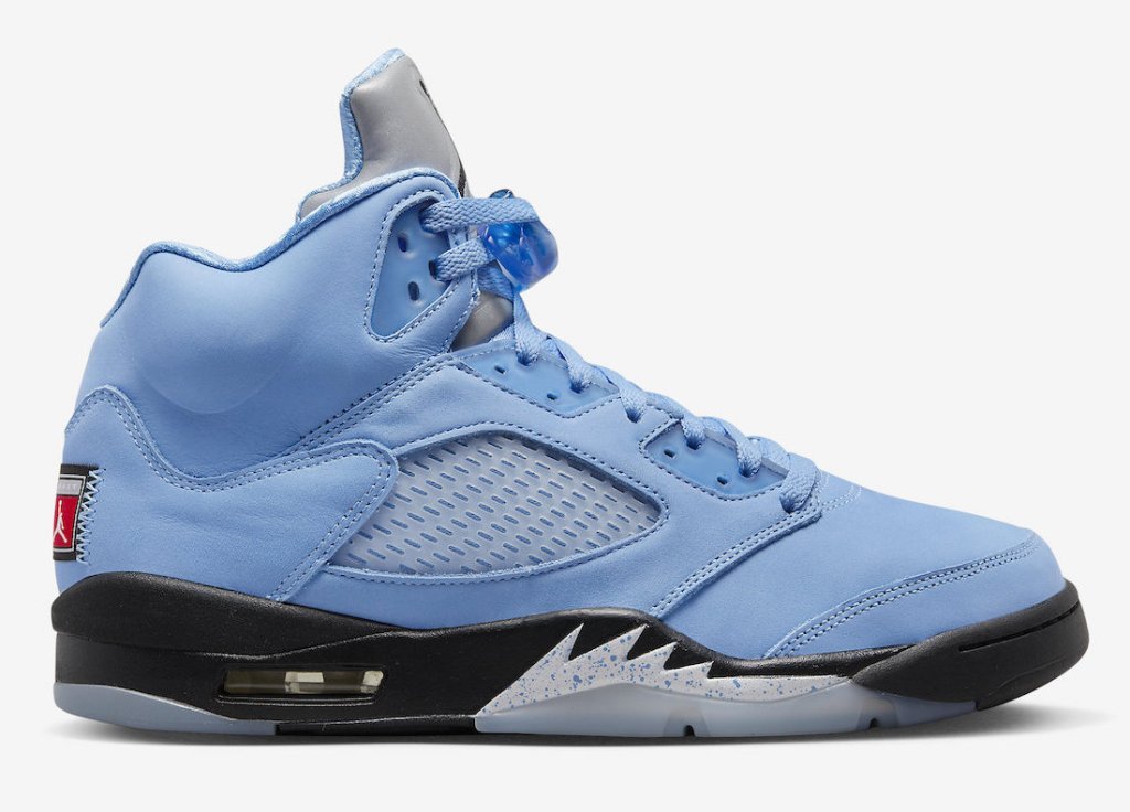 Air Jordan 5 “UNC”