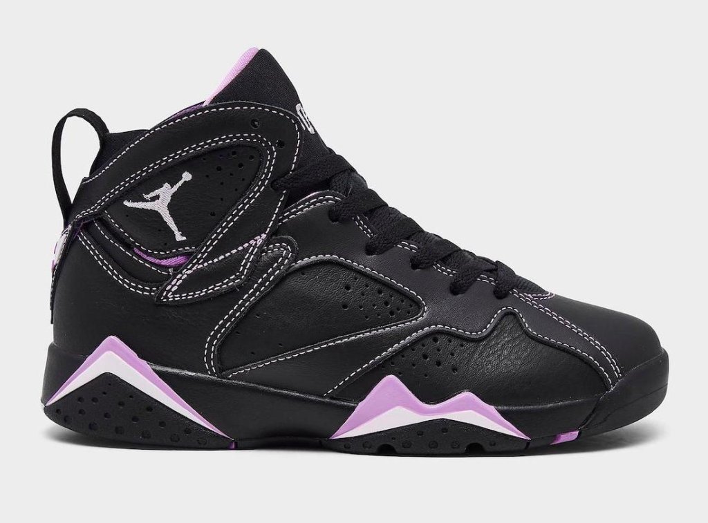 Air Jordan 7 GS “Barely Grape”